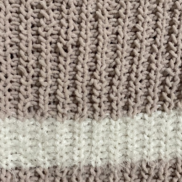 Woven Heart I Boatneck I Chunky I Sweater I Size: M - Picture 6 of 14